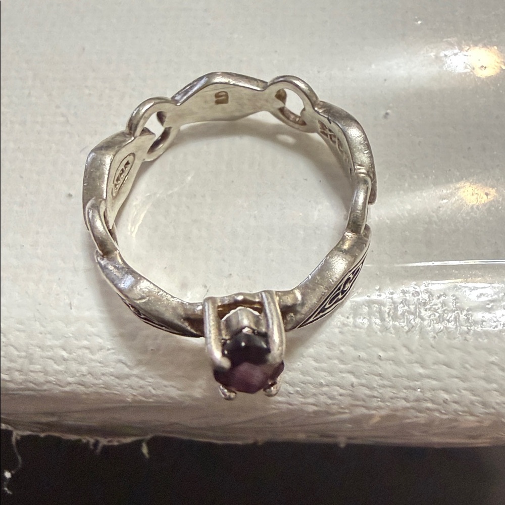 Elegant Sterling Silver 925 Floral Patterned Ring by Avon - Picture 15 of 16